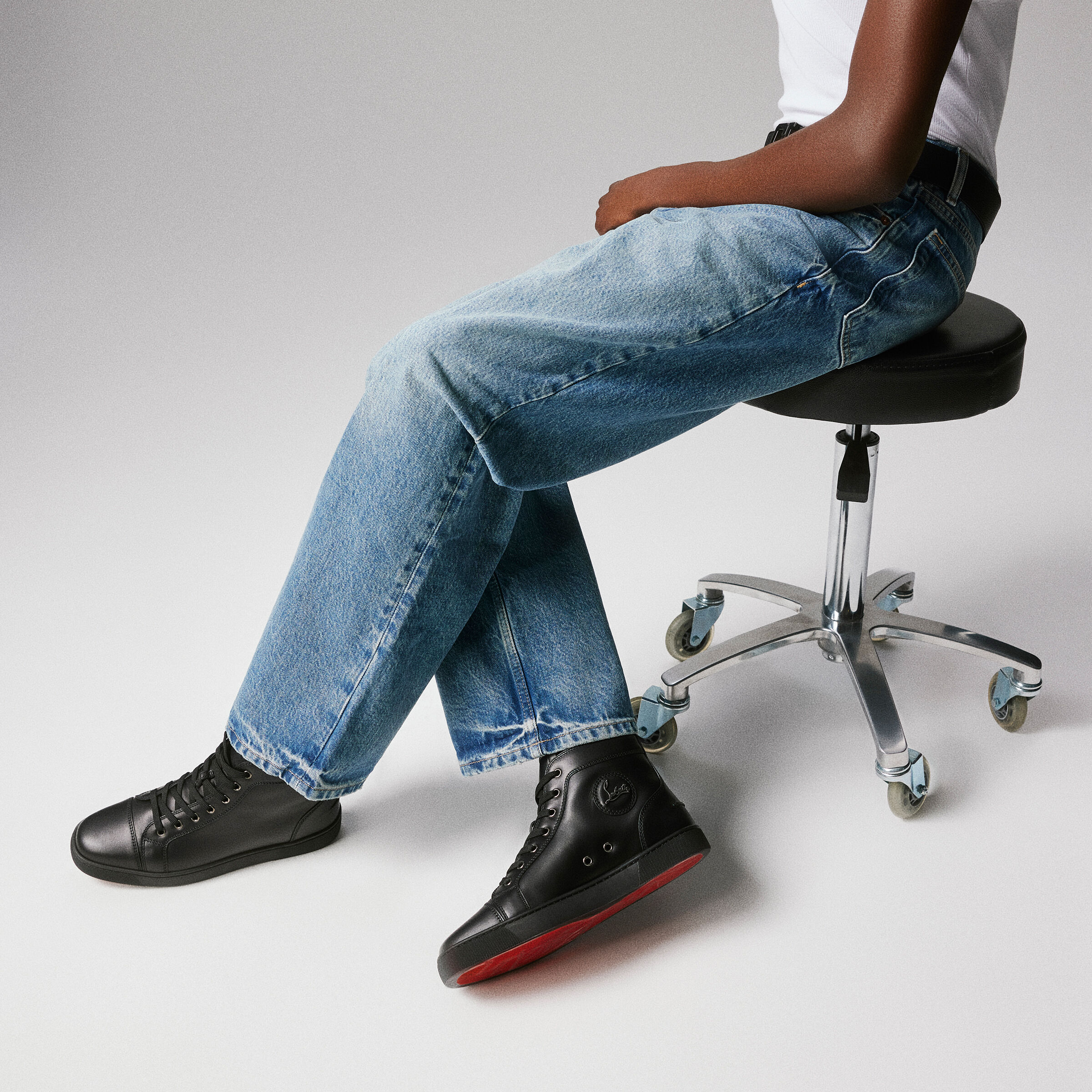 Louis image number 1