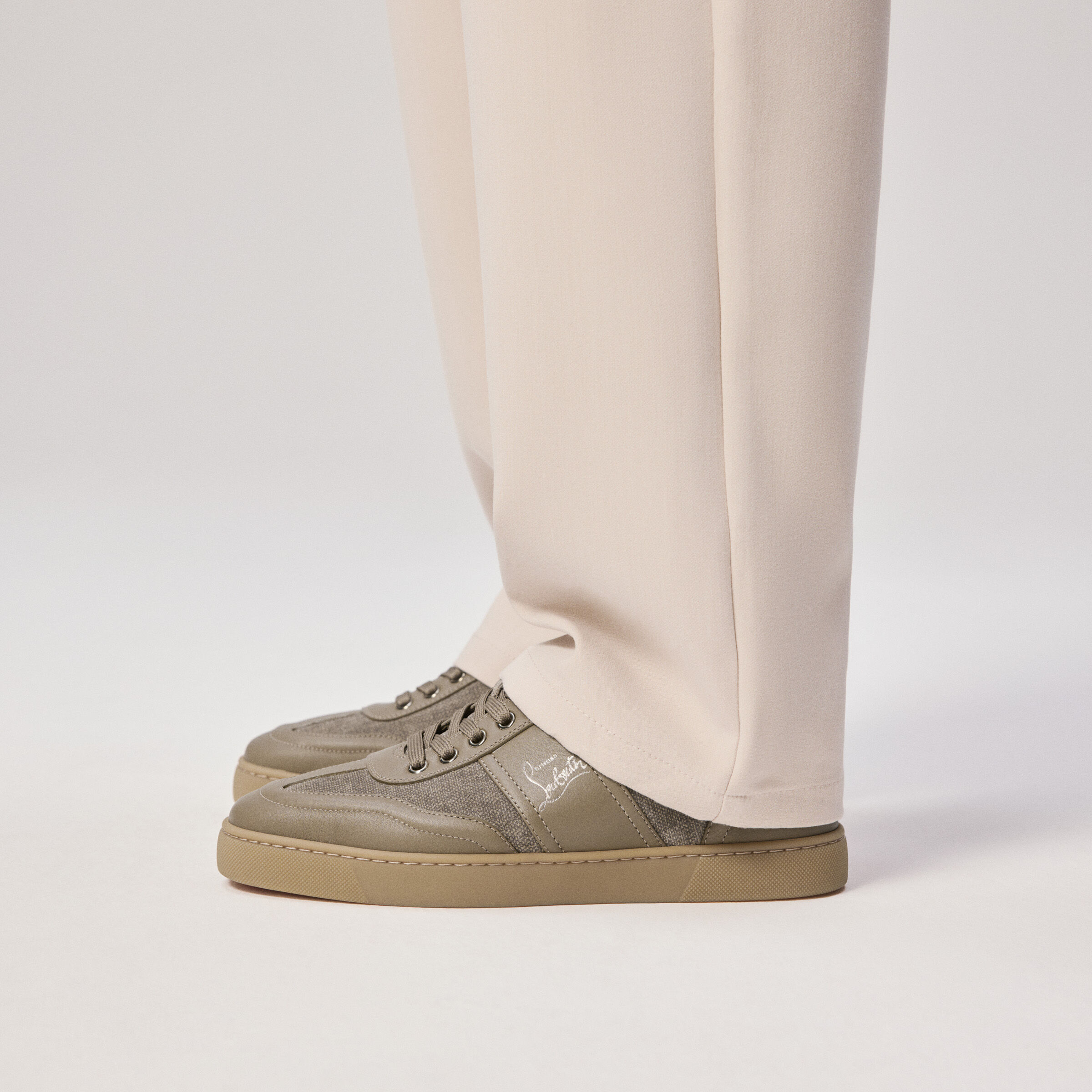 Retero image number 1