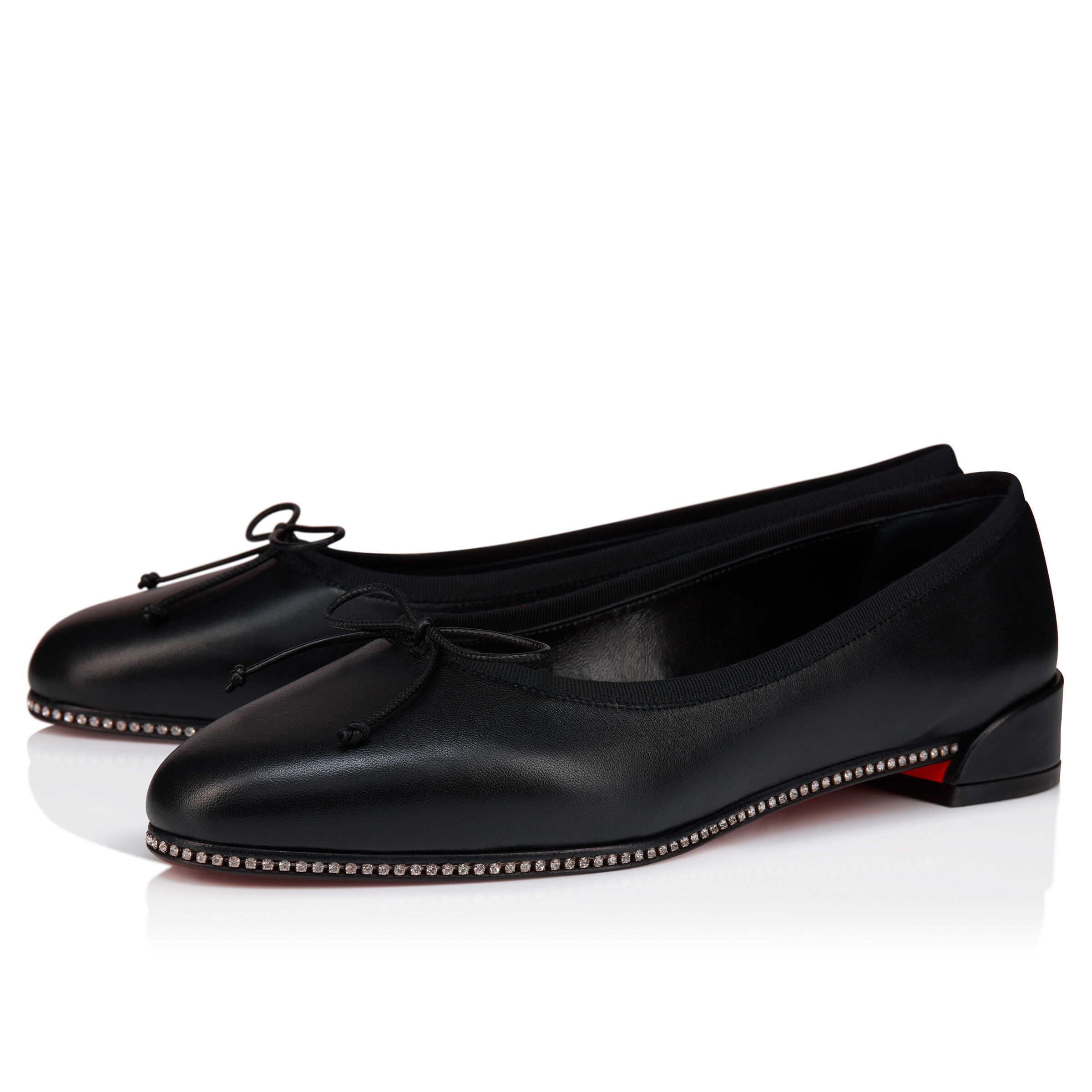 Christian Louboutin Taiwan Online Boutique