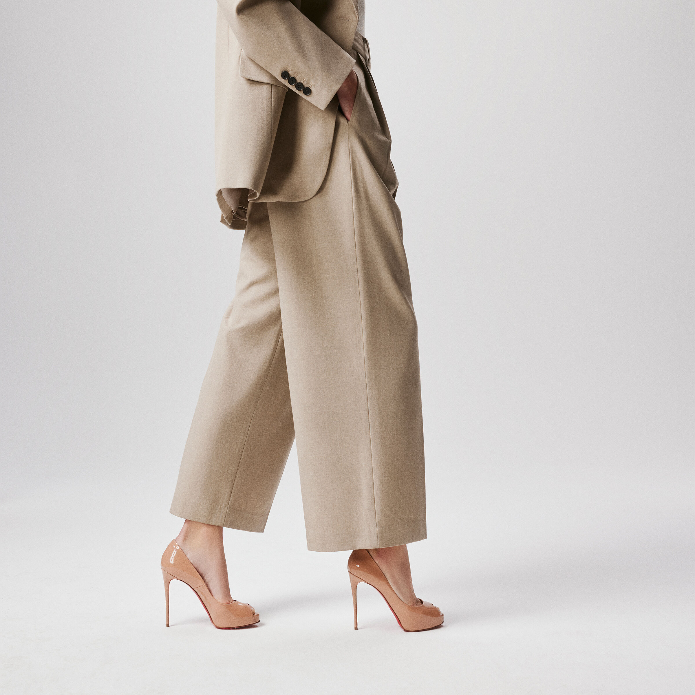 New Very Prive - 120 mm Platform pumps - Patent calf leather