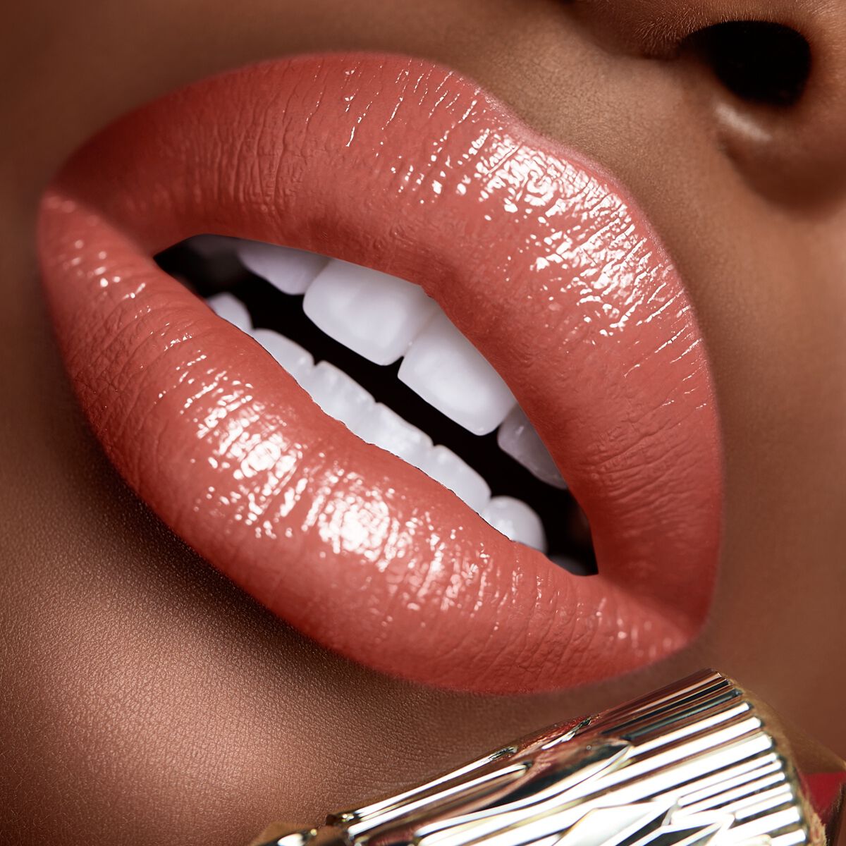 Rouge Stiletto Glossy Shine image number 4