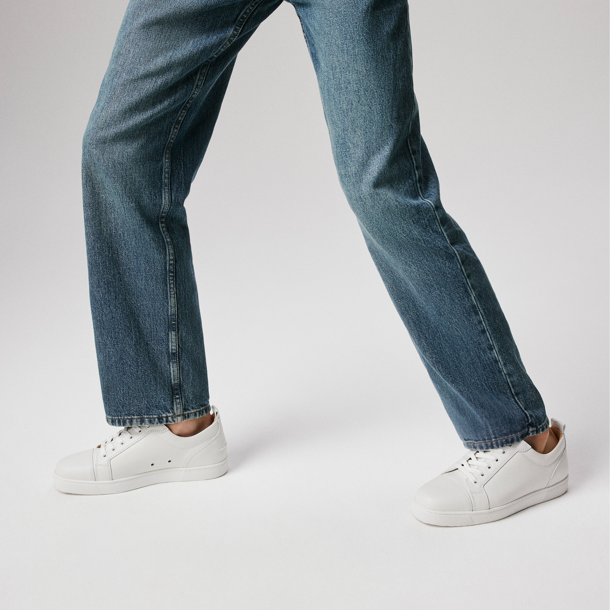 Louis Junior image number 1