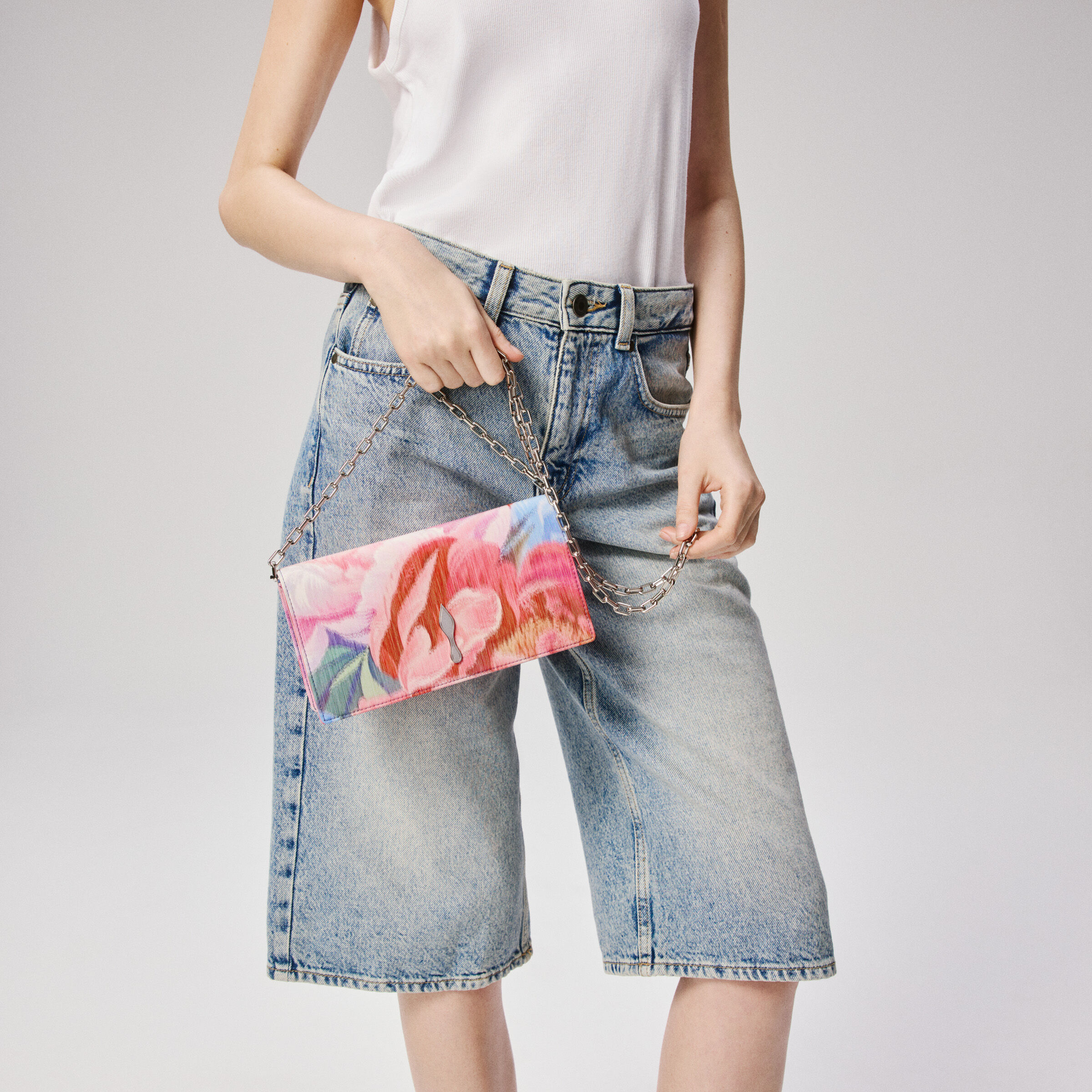 Bettina image number 2