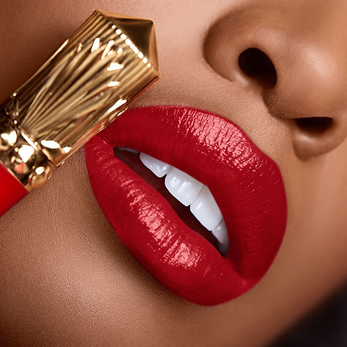 Rouge Stiletto Glossy Shine image number 5