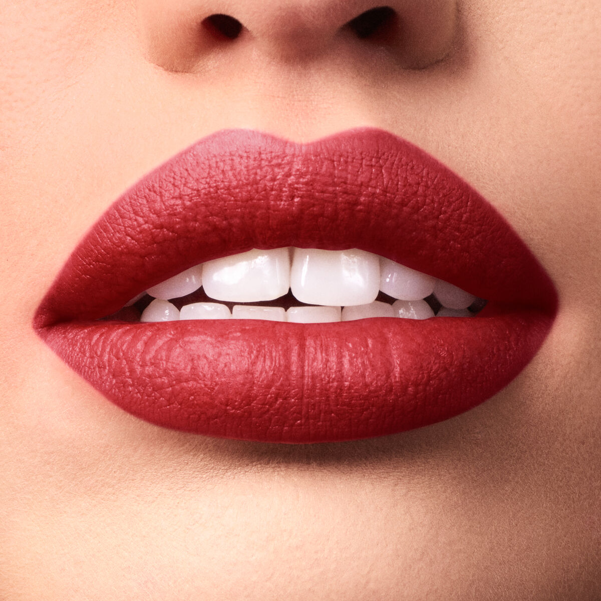 Rouge Stiletto Lumi Matte - Matte Lipstick - Diirty Red 147L
