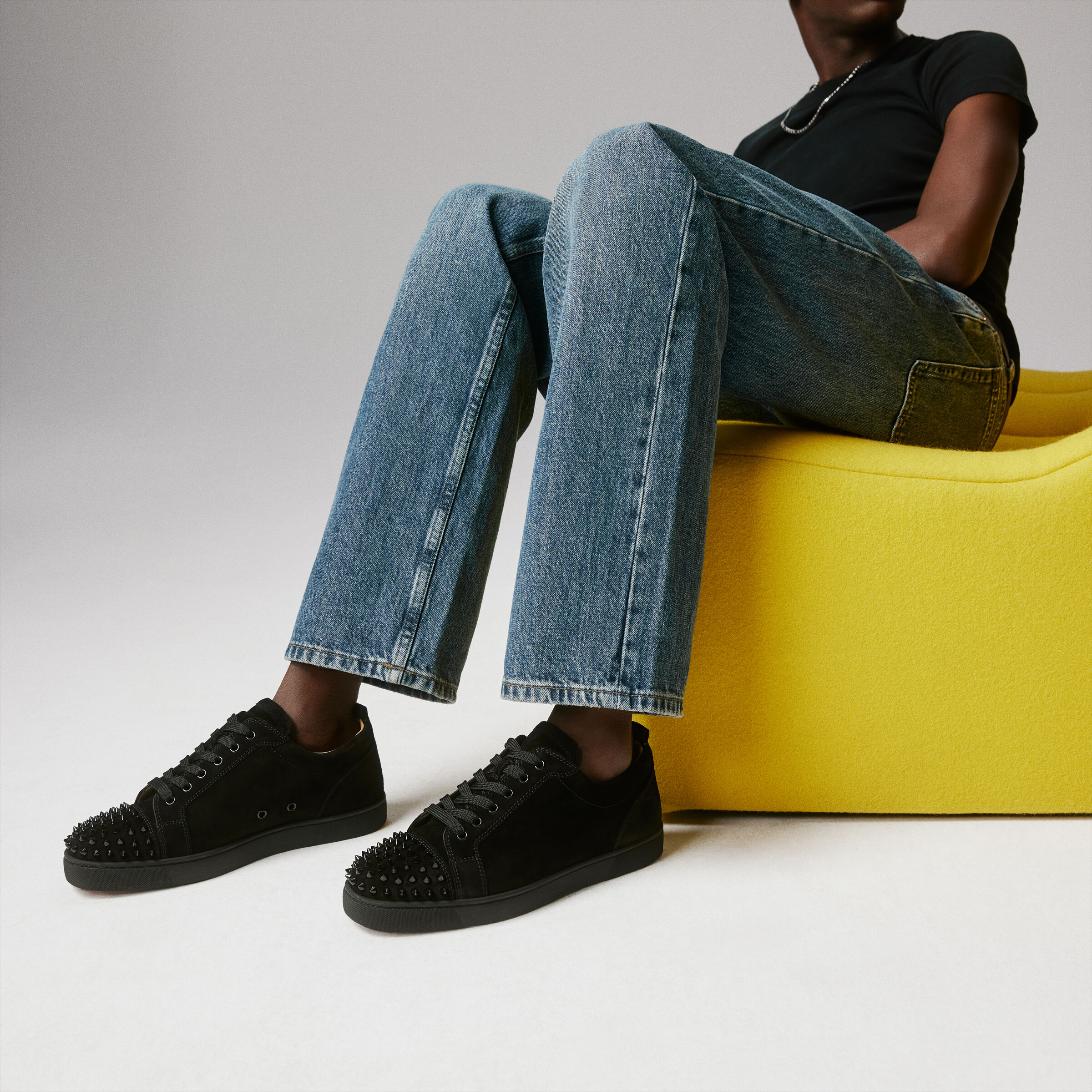 Louis Junior Spikes image number 1