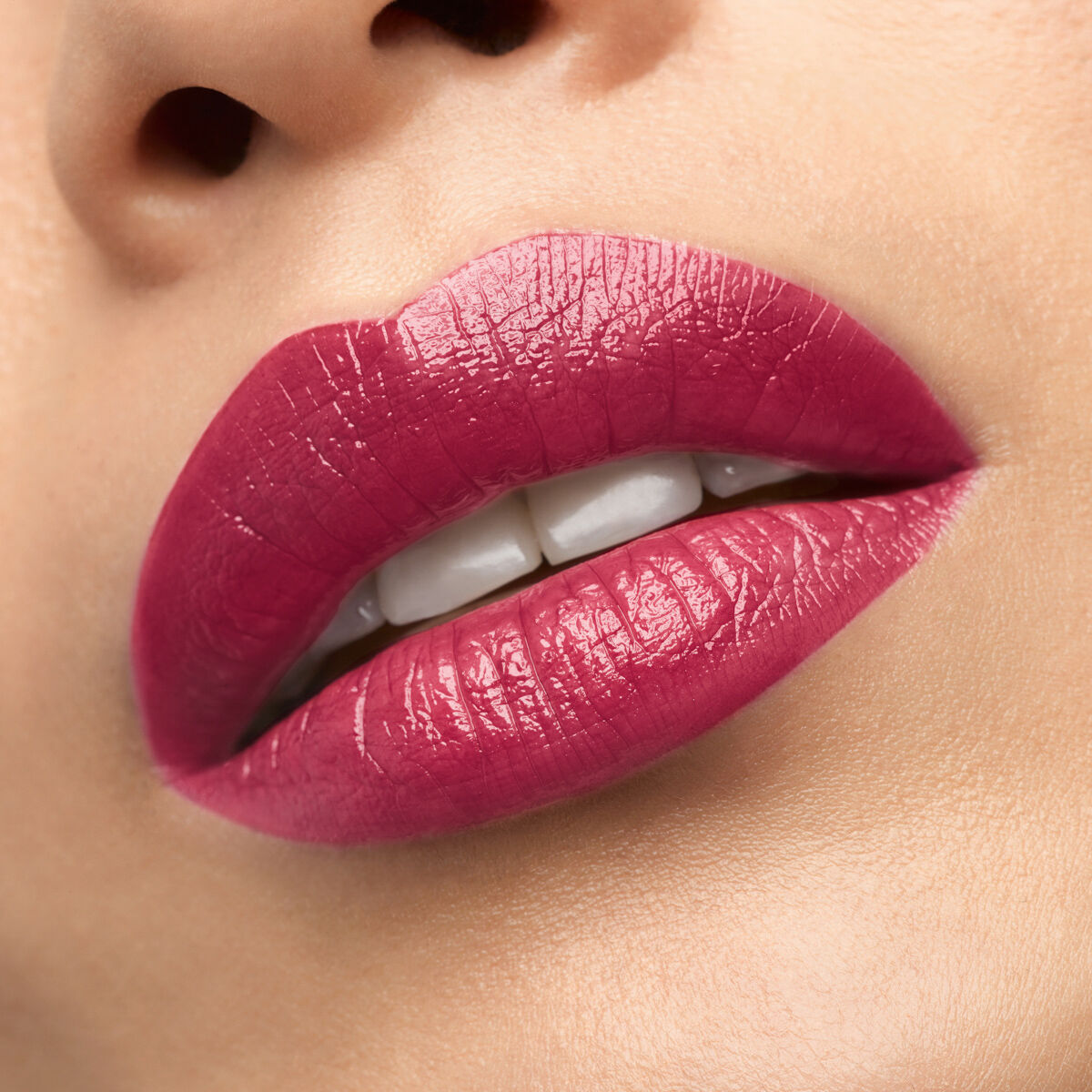 Rouge Louboutin SooooO...Glow image number 3