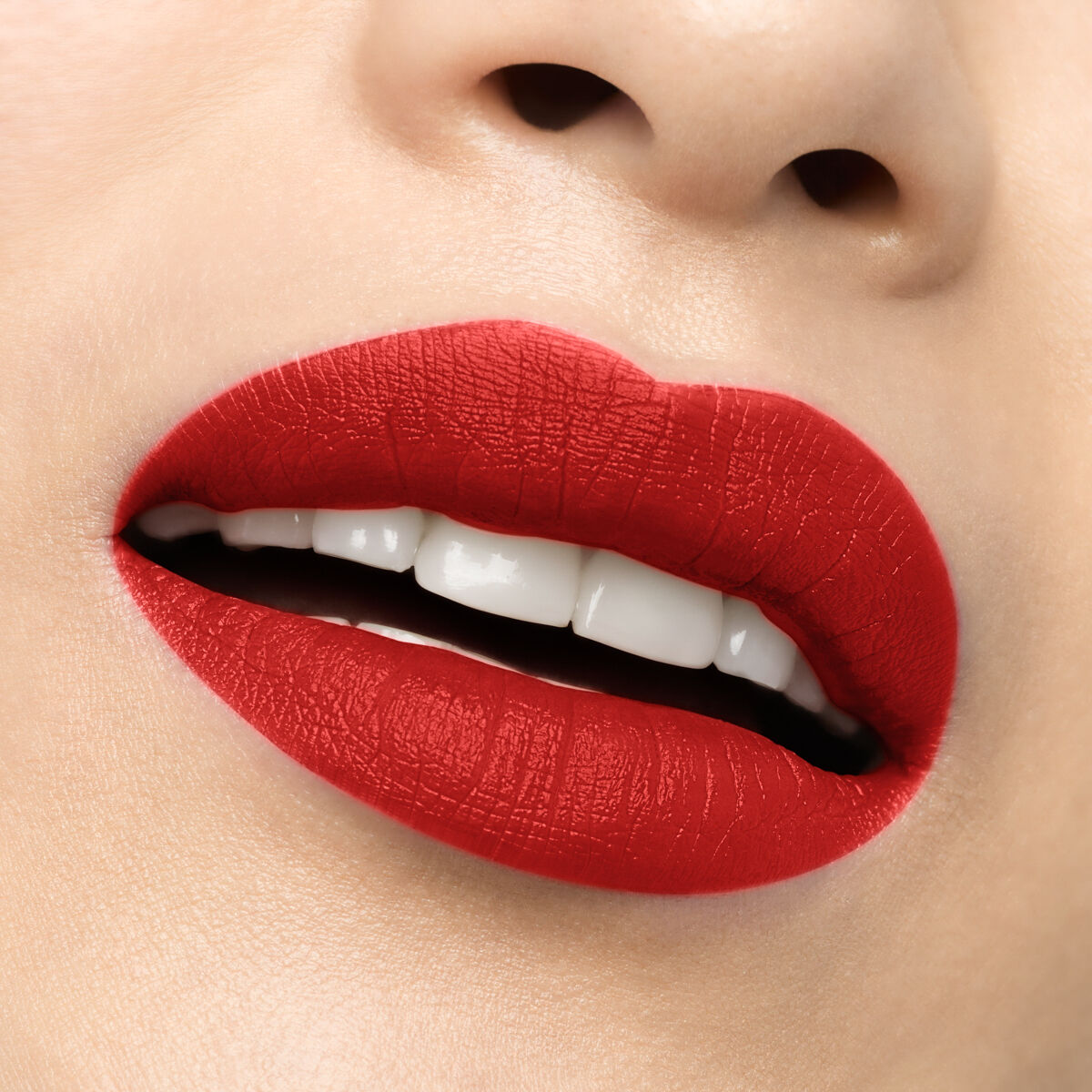 Rouge Louboutin Velvet Matte image number 3