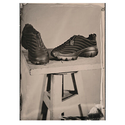 <p>Contemporary essentials</p>