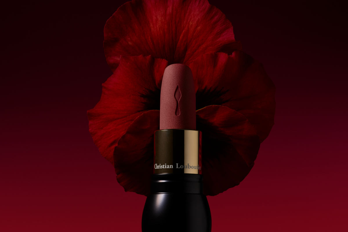 Rouge Louboutin Velvet Matte On The Go - Christian Louboutin